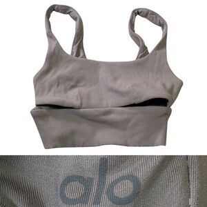Alo yoga Slit Bra Women’s Size X-Small in Tan